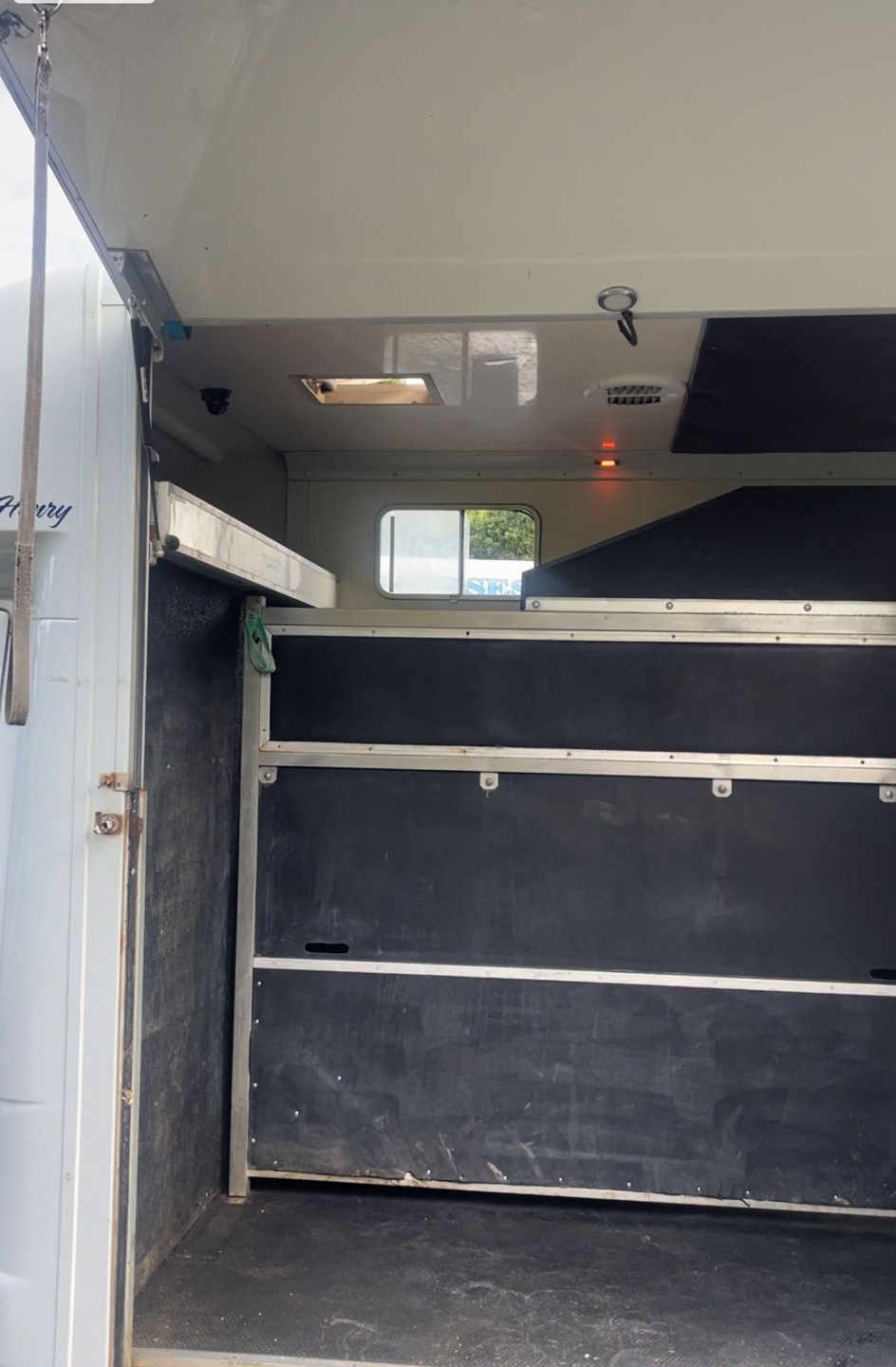 Secondhand 2016 Marlborough Stud Box £20,000 + VAT Marlborough